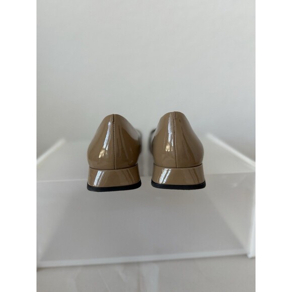 Tory Burch GEORGIA Pointed Toe Flats Almond Flour Beige Patent Leather Size 8.5 - Picture 6 of 9